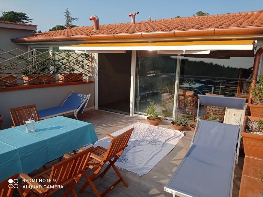 Vista Sulle Isole Dell'Arcipelago Toscano Nibbiaia Экстерьер фото